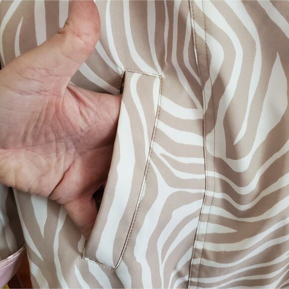 Dennis Basso Zebra Print Pink-Lined Raincoat, Sz M - Picture 4 of 10